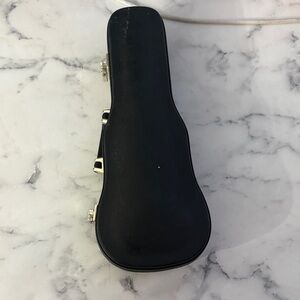 Black Guitar Case American girl